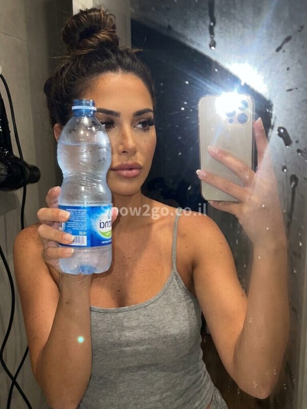 קסם מקומי • צילום עדכני • חשפניות ישראליות • מור • חשפניות לאירוע מיוחד • באיזור גוש דן